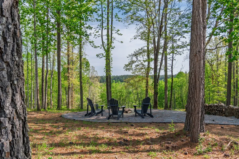 202 Ravenridge Rd Summertown, TN 38483