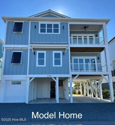 938 Ocean Boulevard W