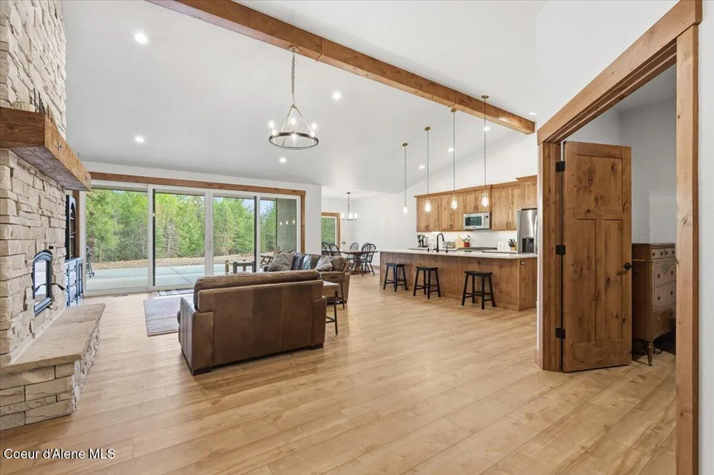 99 Carbonate Lane Oldtown, ID 83822