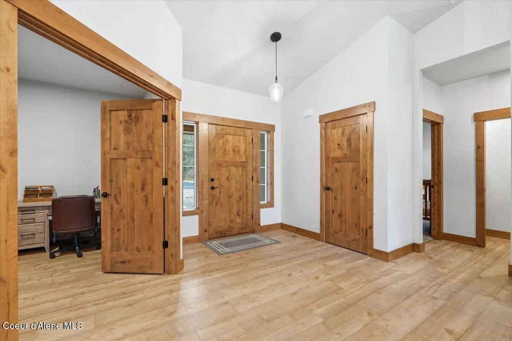 99 Carbonate Lane Oldtown, ID 83822