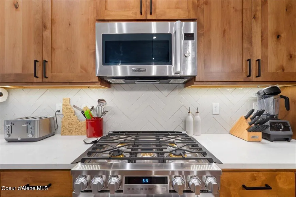 99 Carbonate Lane Oldtown, ID 83822