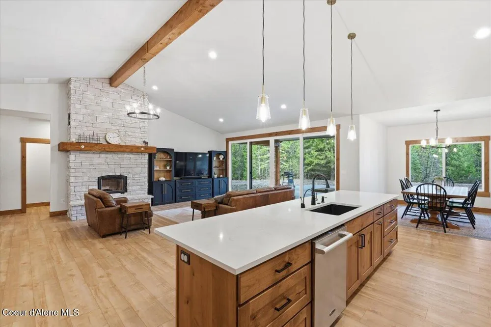 99 Carbonate Lane Oldtown, ID 83822
