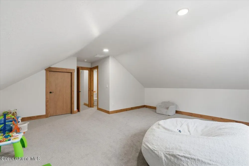 99 Carbonate Lane Oldtown, ID 83822