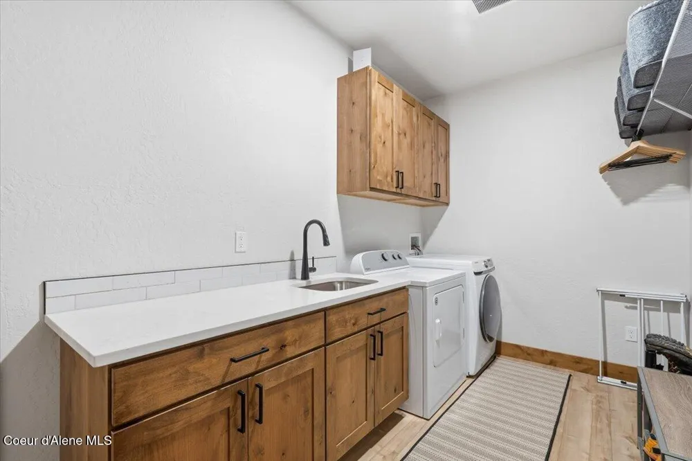 99 Carbonate Lane Oldtown, ID 83822