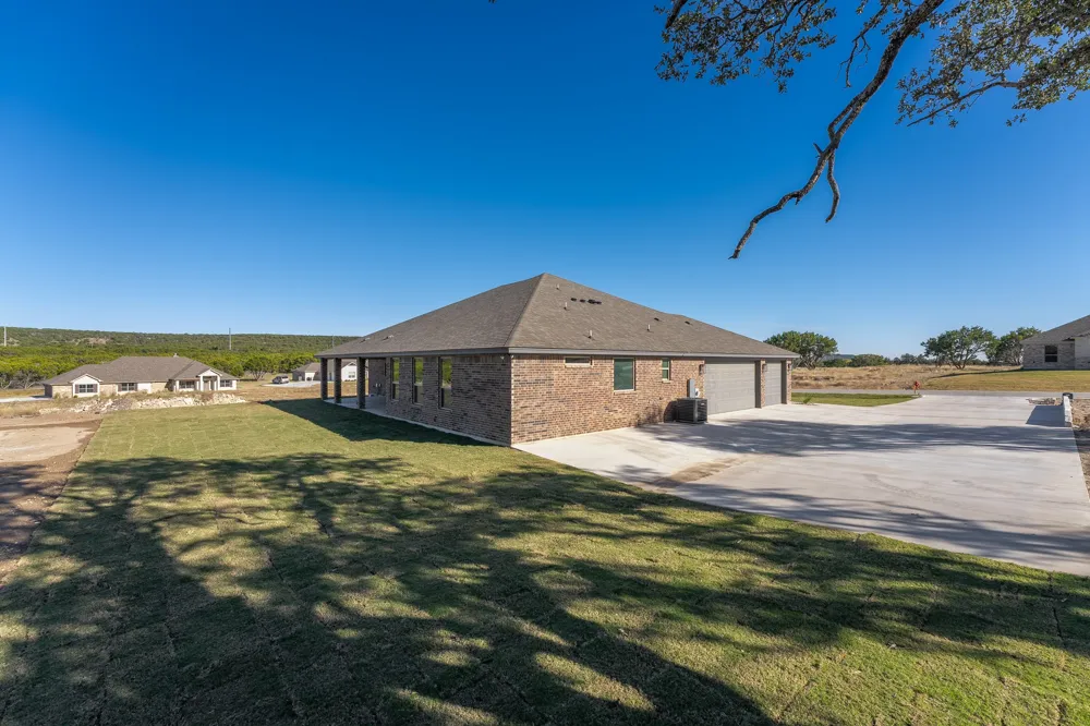 4249 Cold Springs Road Kempner, TX 76539