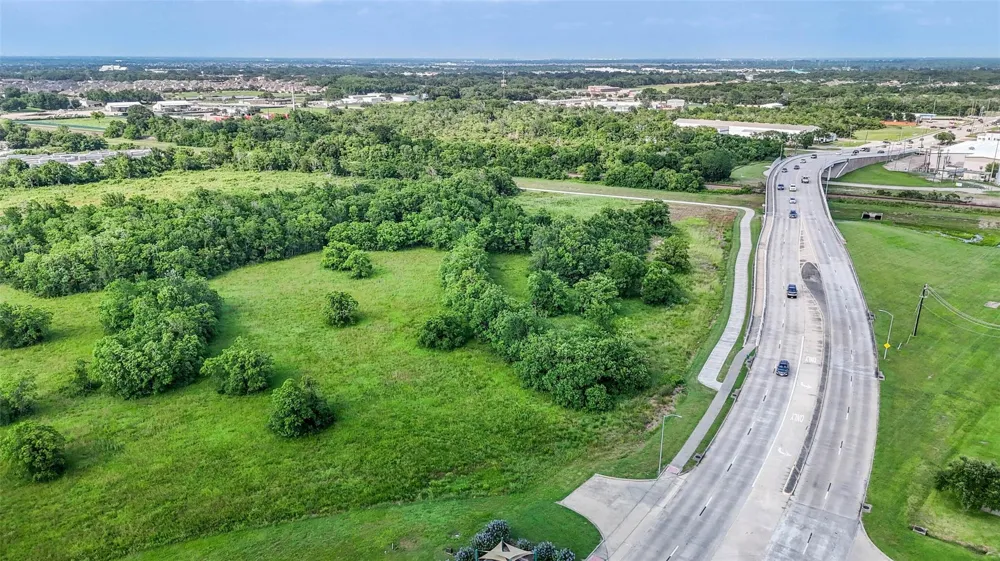 3901 Magnolia Parkway Pearland, TX 77584