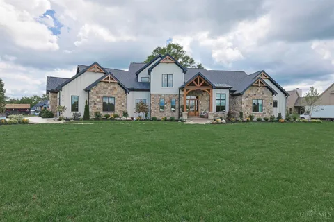 9798 Christian Court