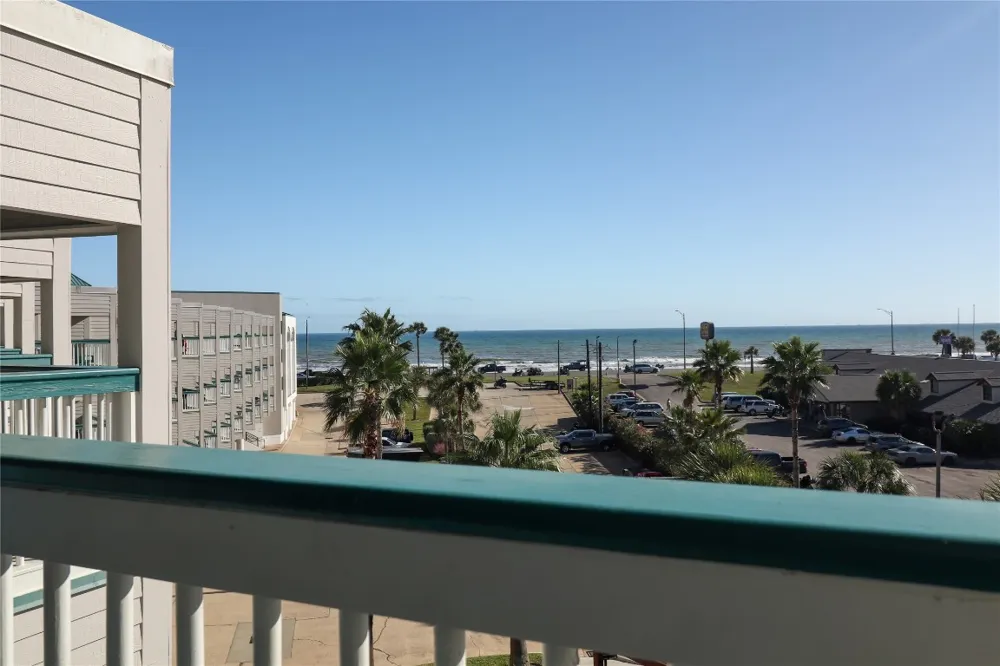6102 Seawall Boulevard #388 Galveston, TX 77551