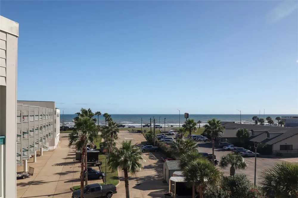 6102 Seawall Boulevard #388 Galveston, TX 77551