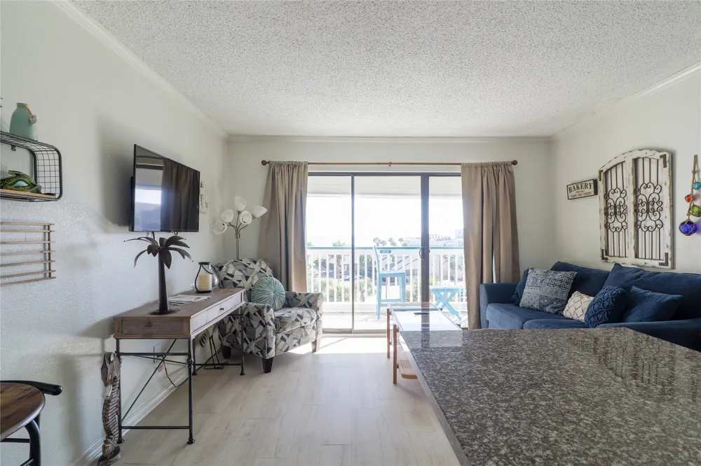 6102 Seawall Boulevard #388 Galveston, TX 77551