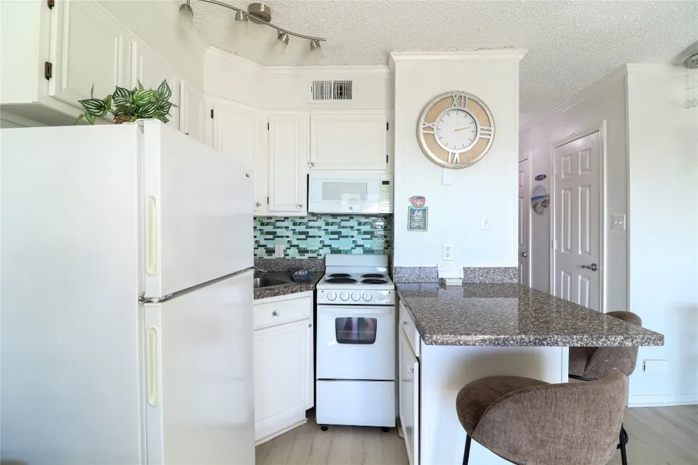 6102 Seawall Boulevard #388 Galveston, TX 77551