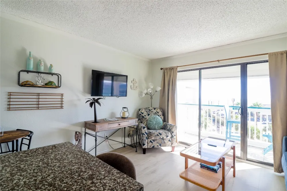 6102 Seawall Boulevard #388 Galveston, TX 77551