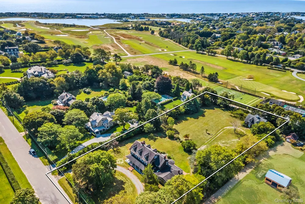 11 Shinnecock Road Quogue, NY 11959