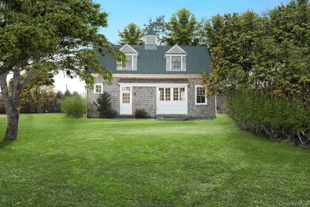 11 Shinnecock Road Quogue, NY 11959