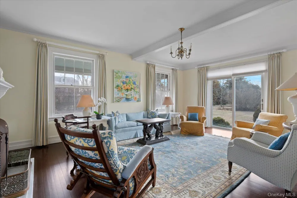 11 Shinnecock Road Quogue, NY 11959