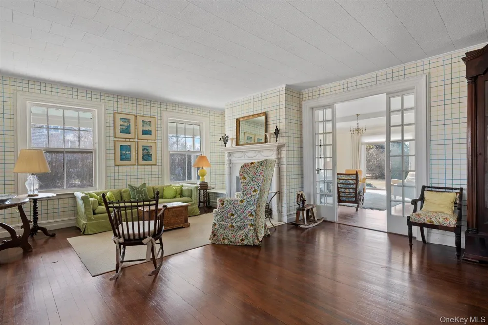 11 Shinnecock Road Quogue, NY 11959