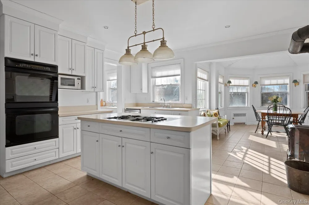 11 Shinnecock Road Quogue, NY 11959