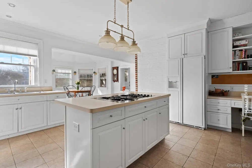 11 Shinnecock Road Quogue, NY 11959