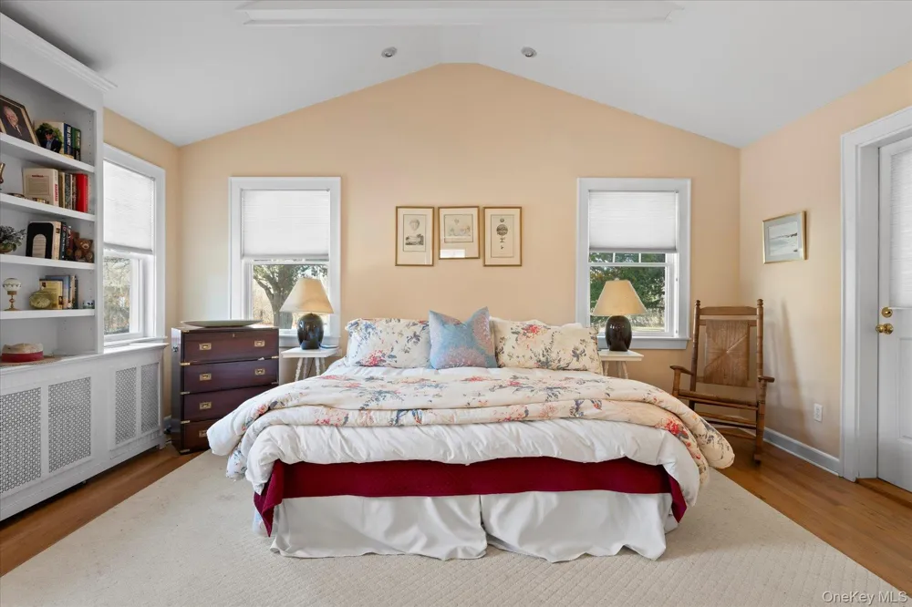 11 Shinnecock Road Quogue, NY 11959