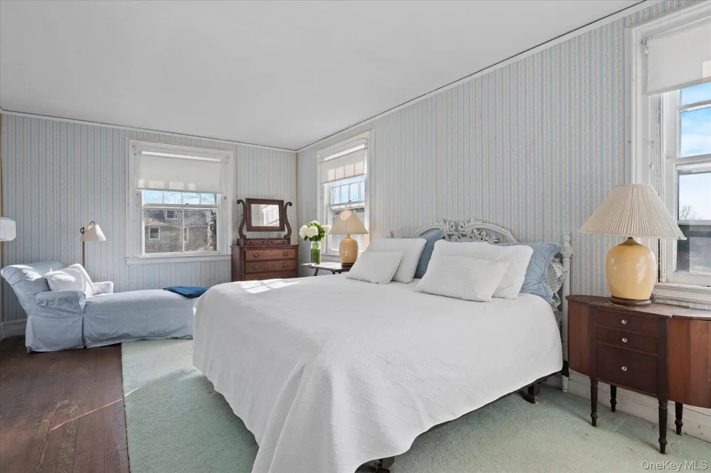 11 Shinnecock Road Quogue, NY 11959