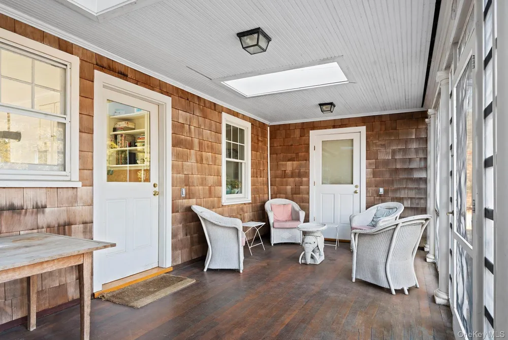 11 Shinnecock Road Quogue, NY 11959