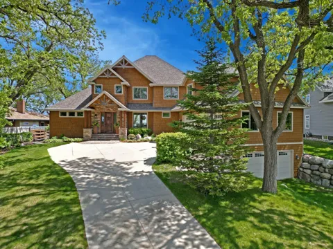 263 Lake Avenue