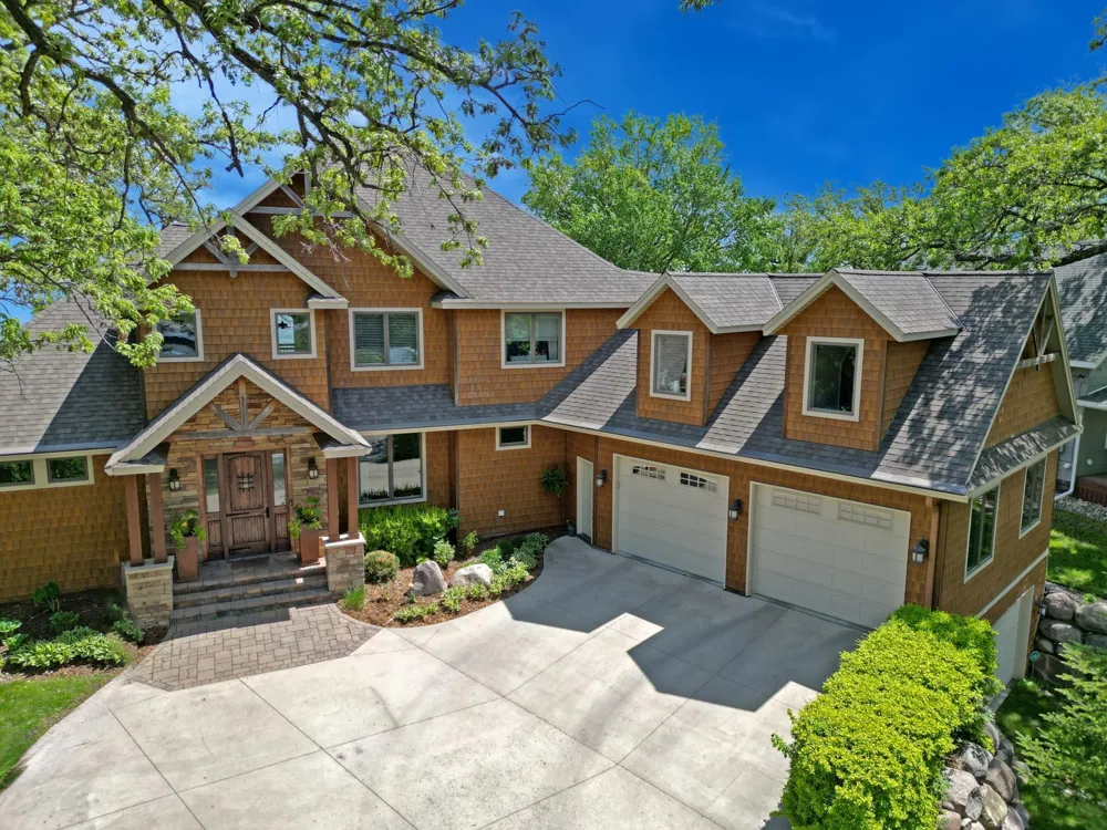 263 Lake Avenue Spicer, MN 56288