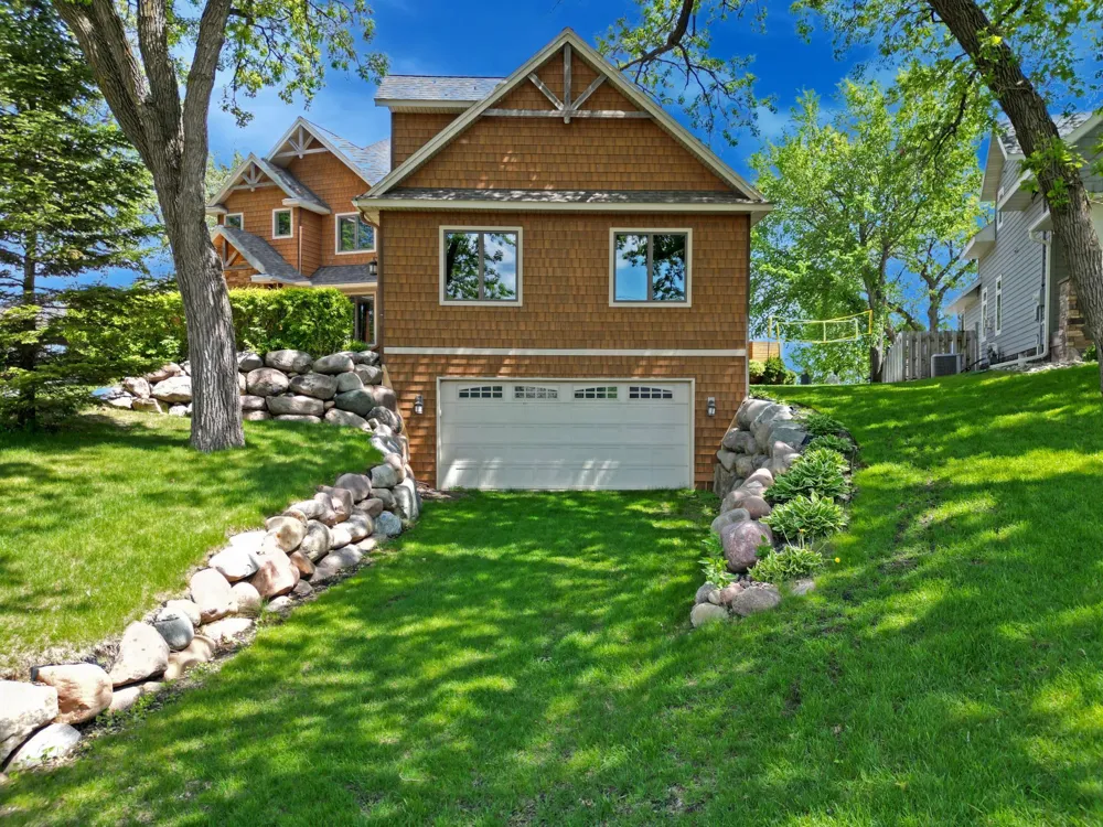 263 Lake Avenue Spicer, MN 56288