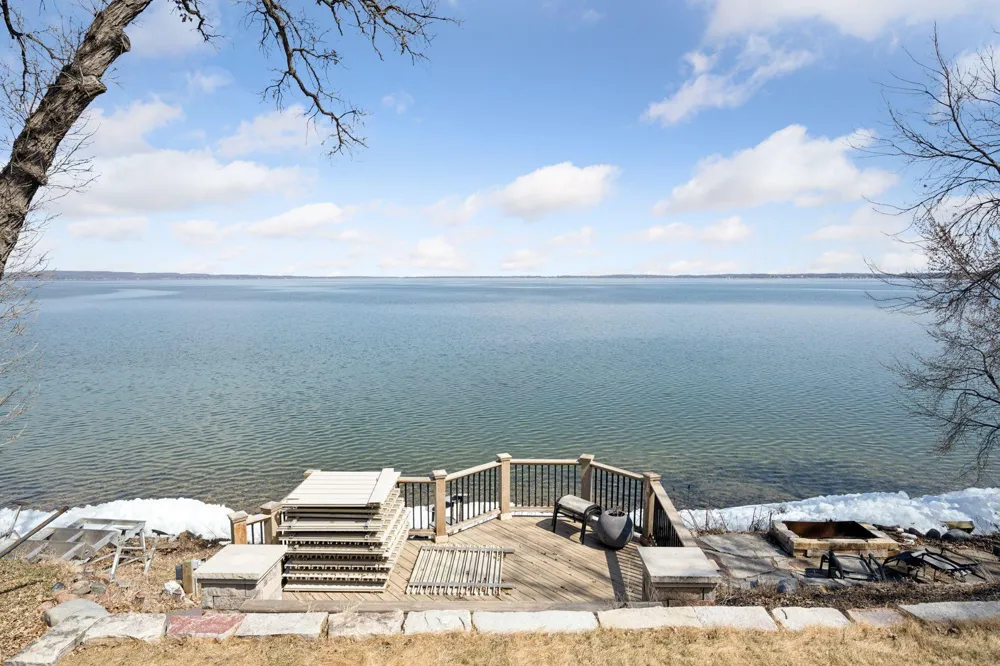263 Lake Avenue Spicer, MN 56288