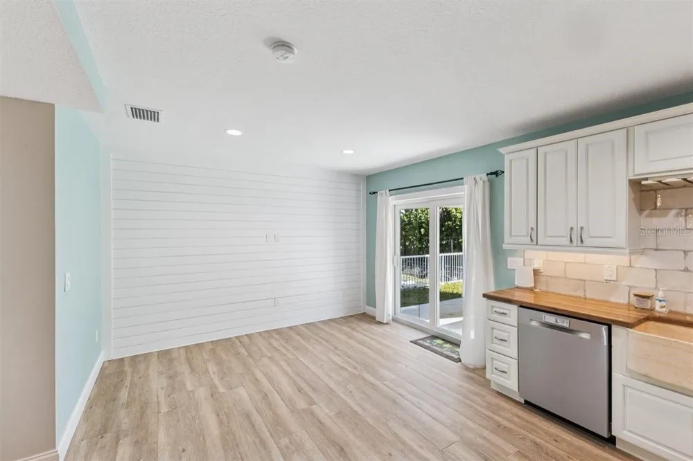 6191 TURTLEMOUND ROAD New Smyrna Beach, FL 32169