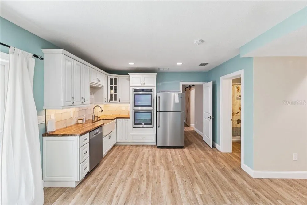 6191 TURTLEMOUND ROAD New Smyrna Beach, FL 32169