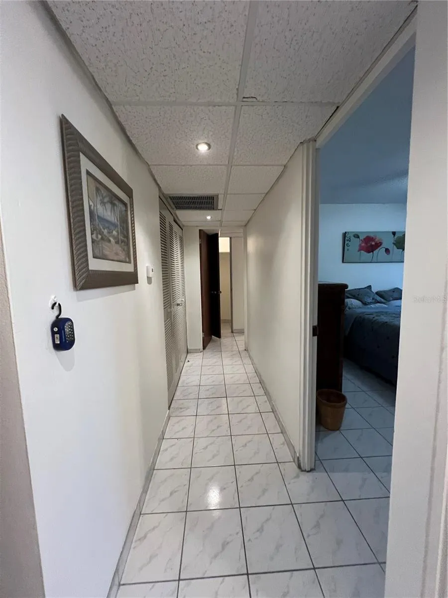 4745 ISLA VERDE AVENUE #8-C Carolina, PR 00979