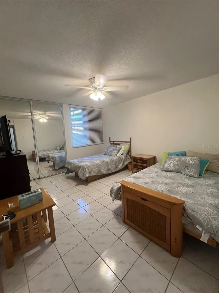 4745 ISLA VERDE AVENUE #8-C Carolina, PR 00979