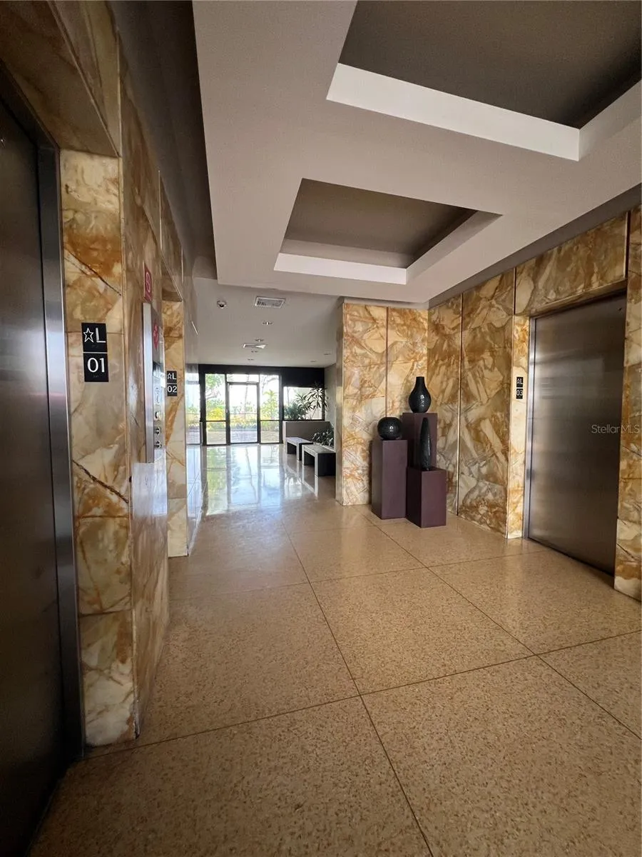 4745 ISLA VERDE AVENUE #8-C Carolina, PR 00979