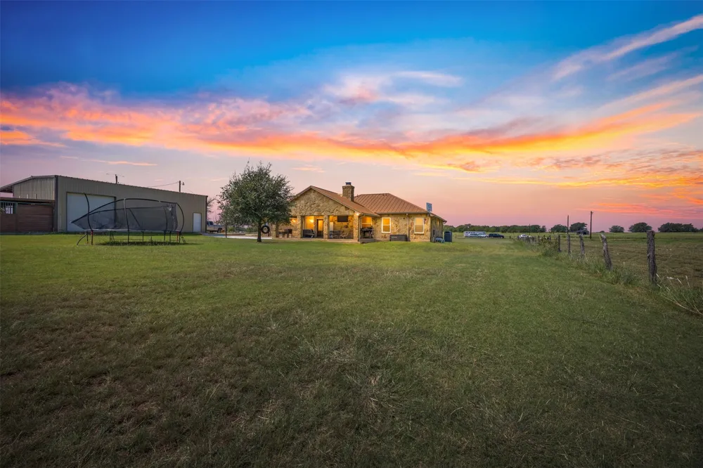 16101 Dove Road Moody, TX 76557
