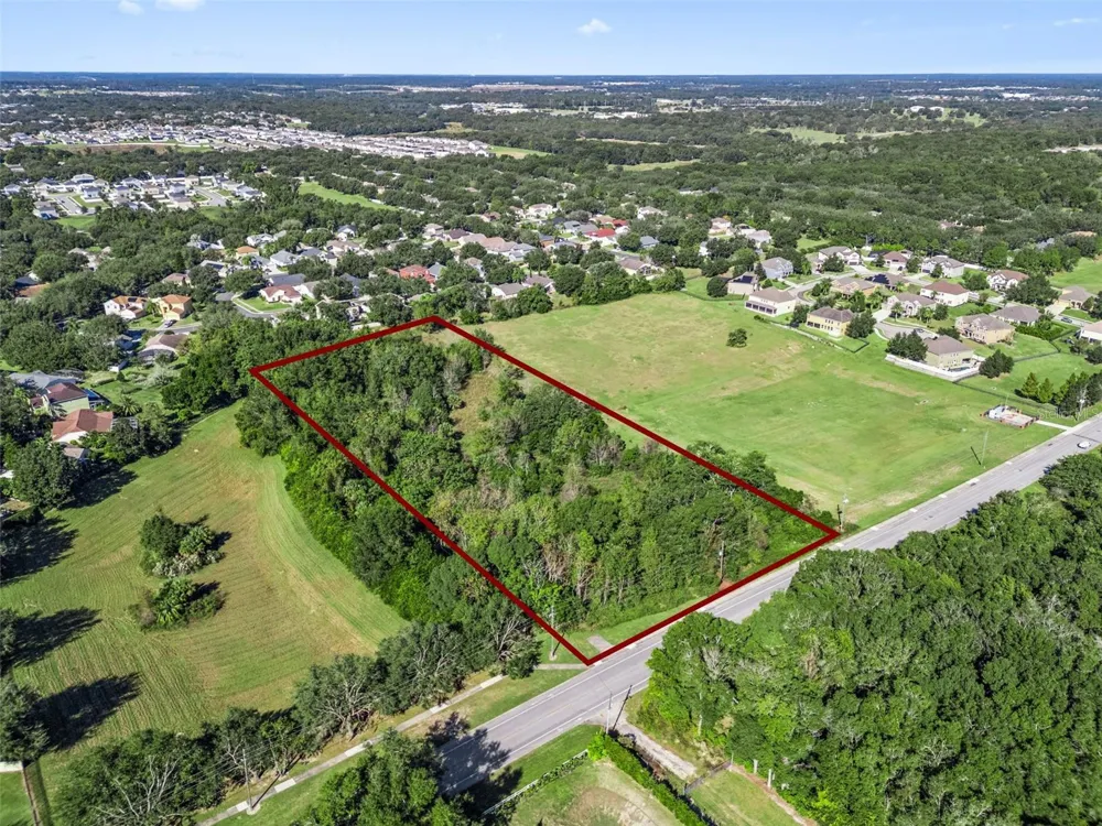 2228 VICK ROAD Apopka, FL 32712