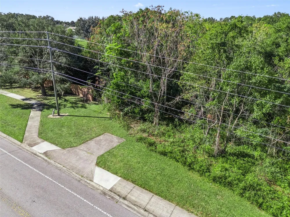 2228 VICK ROAD Apopka, FL 32712