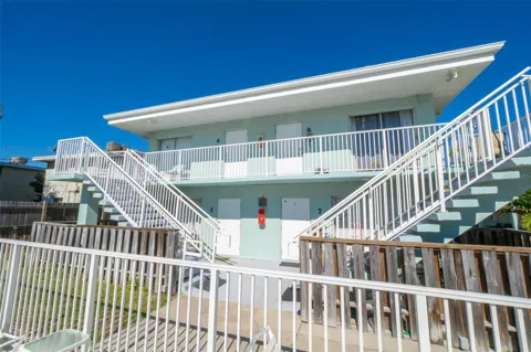 425 HARRISON AVENUE #6-2