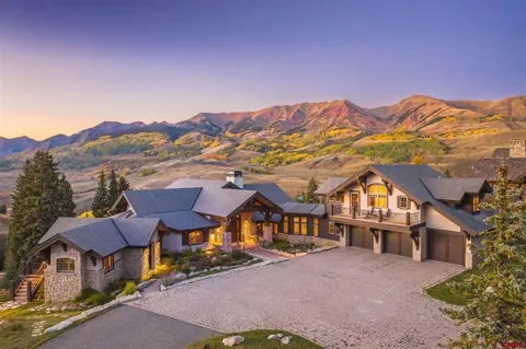 28 Kokanee Lane