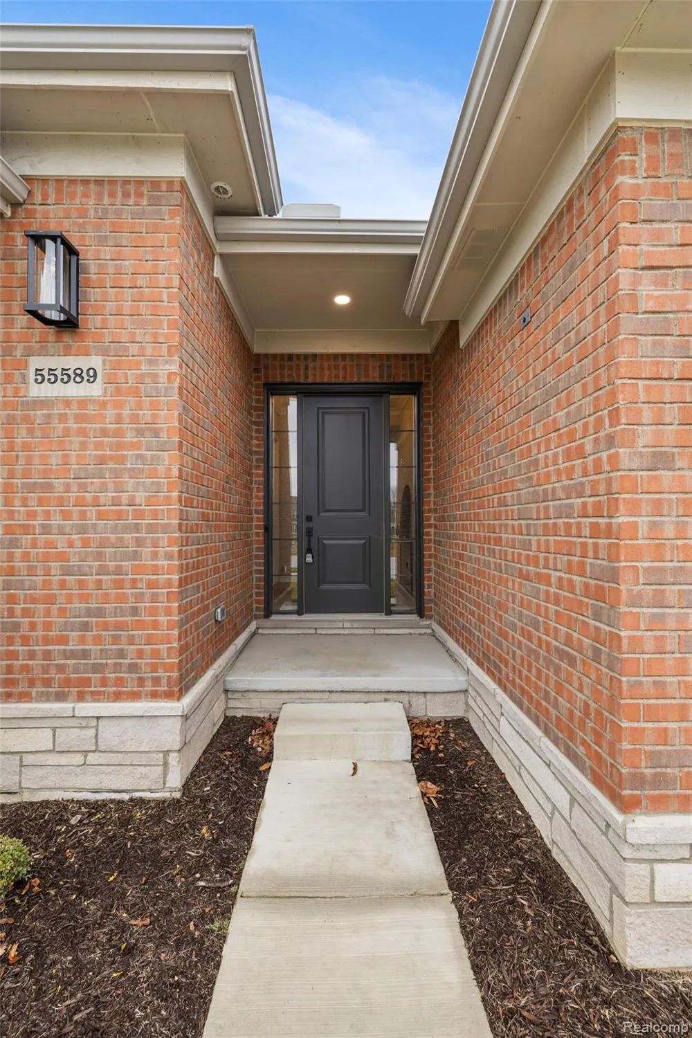 55589 Oak Pointe Shelby Charter Township, MI 48315