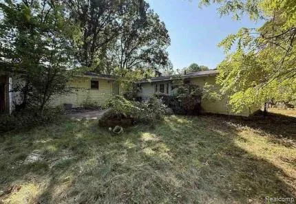 12505 Bueche Road Albee Township, MI 48417