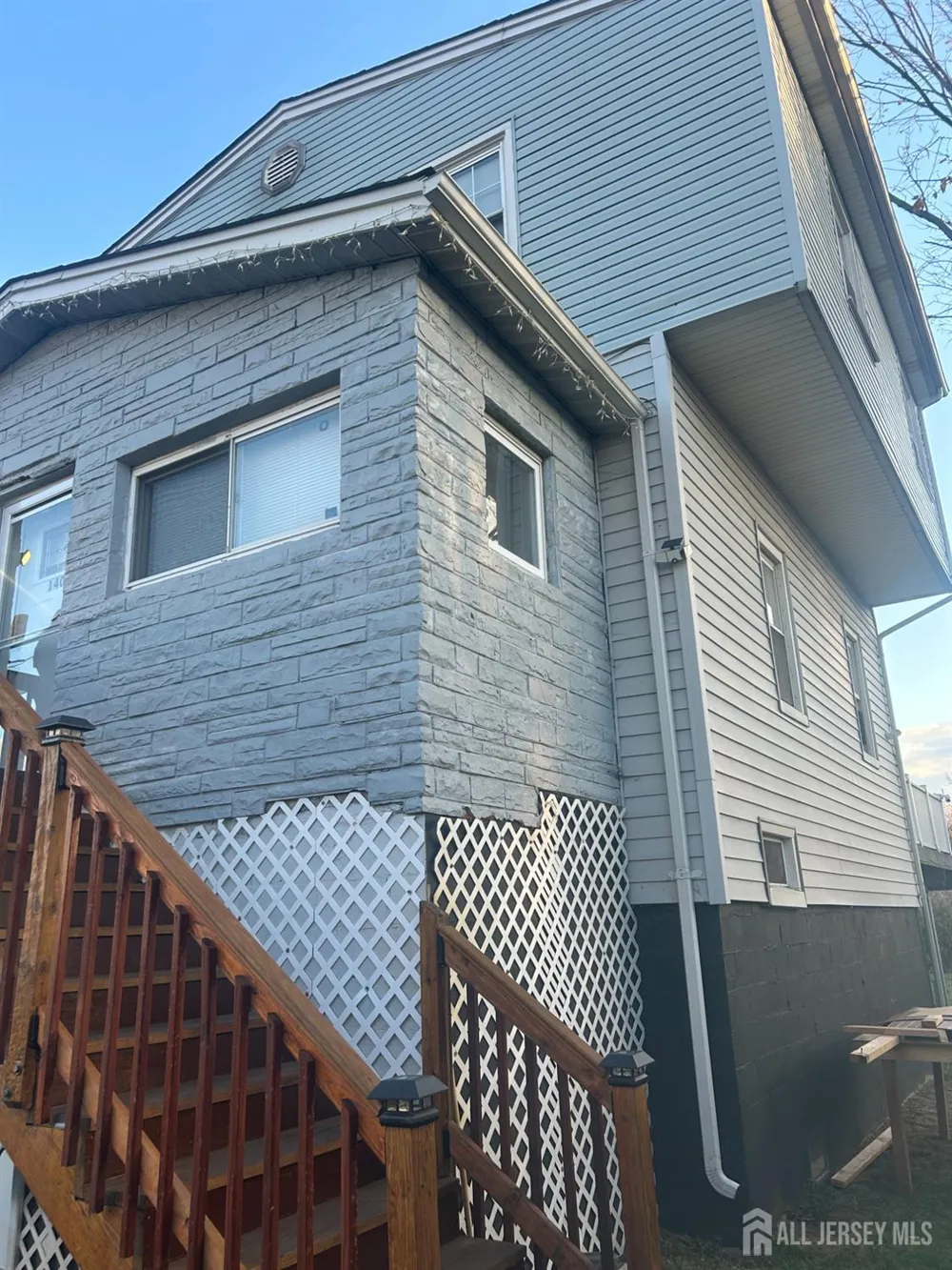 140 S Robert Street Sewaren, NJ 07077