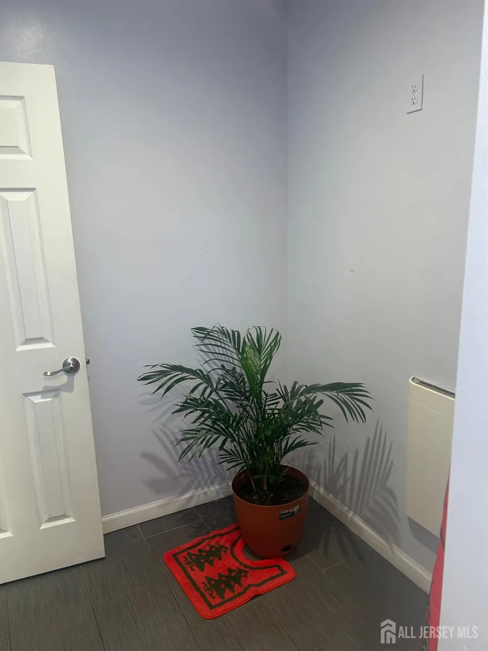 140 S Robert Street Sewaren, NJ 07077