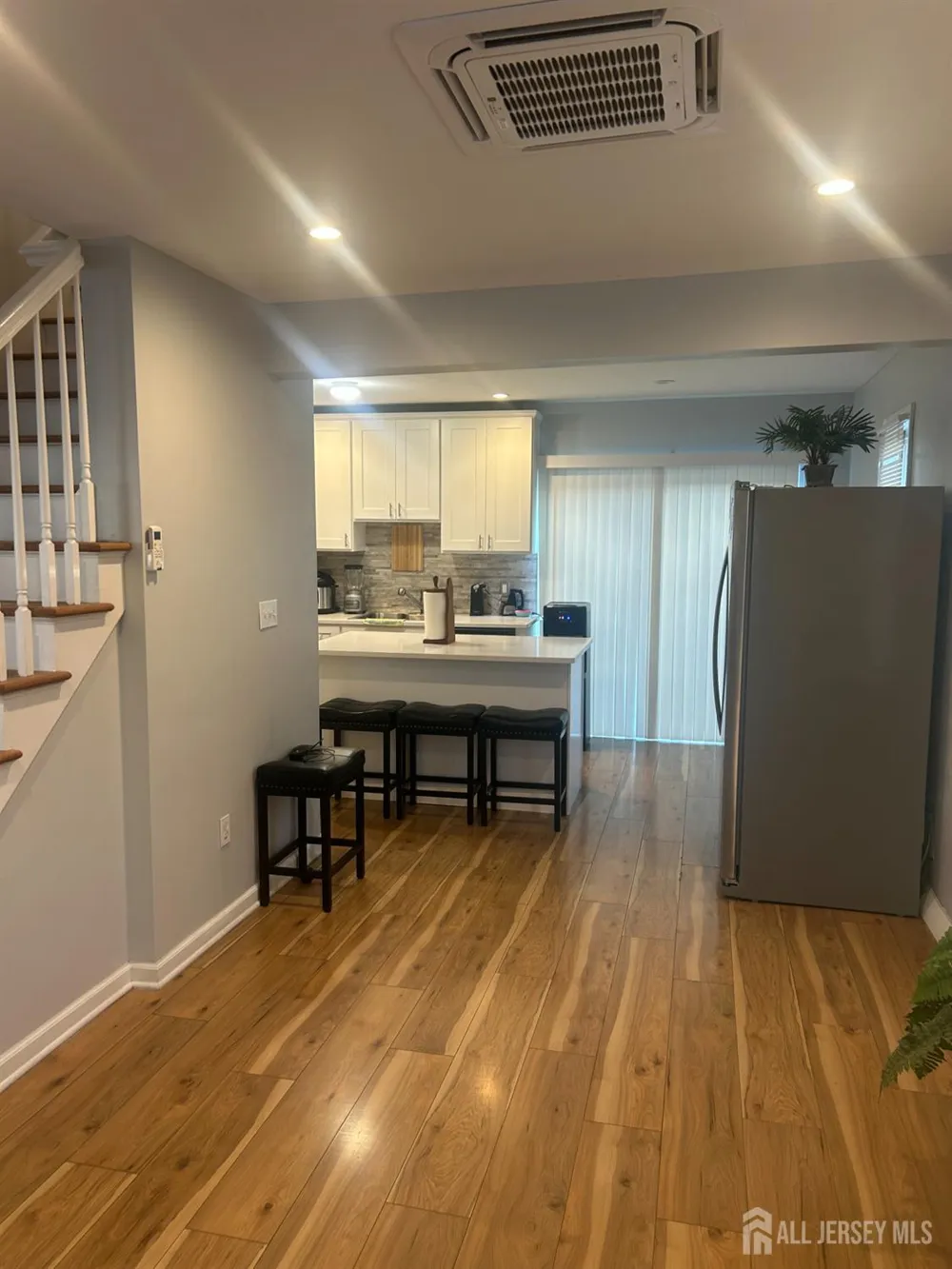 140 S Robert Street Sewaren, NJ 07077
