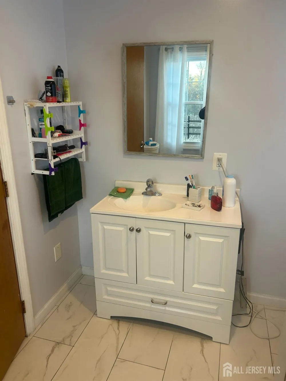 140 S Robert Street Sewaren, NJ 07077