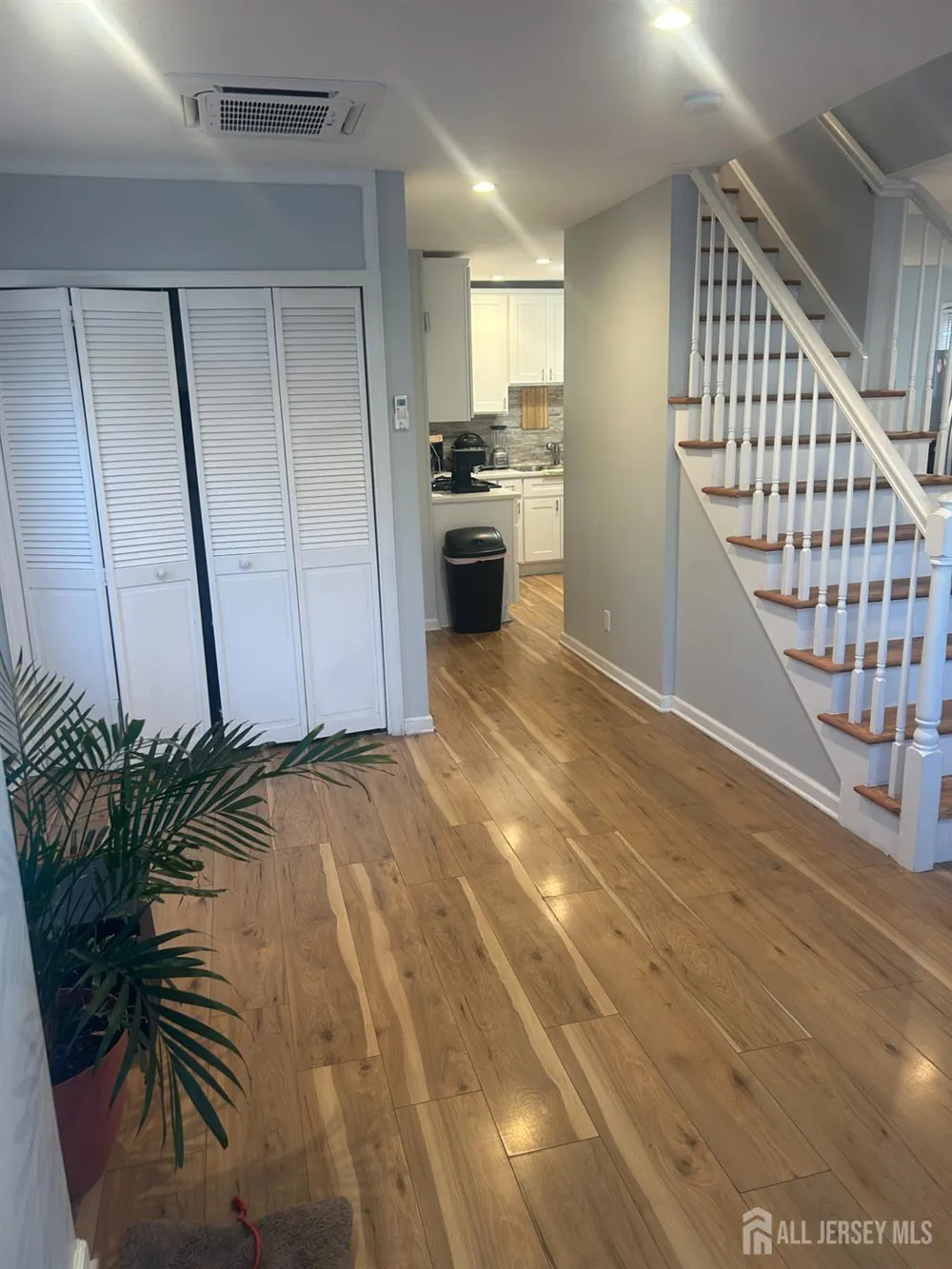 140 S Robert Street Sewaren, NJ 07077