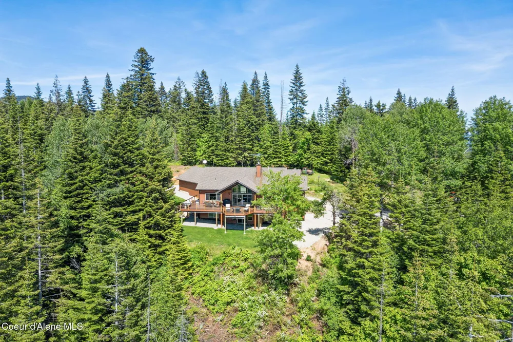 17378 FREDDI ROAD Rathdrum, ID 83858