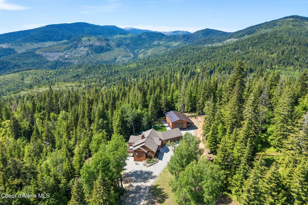17378 FREDDI ROAD Rathdrum, ID 83858