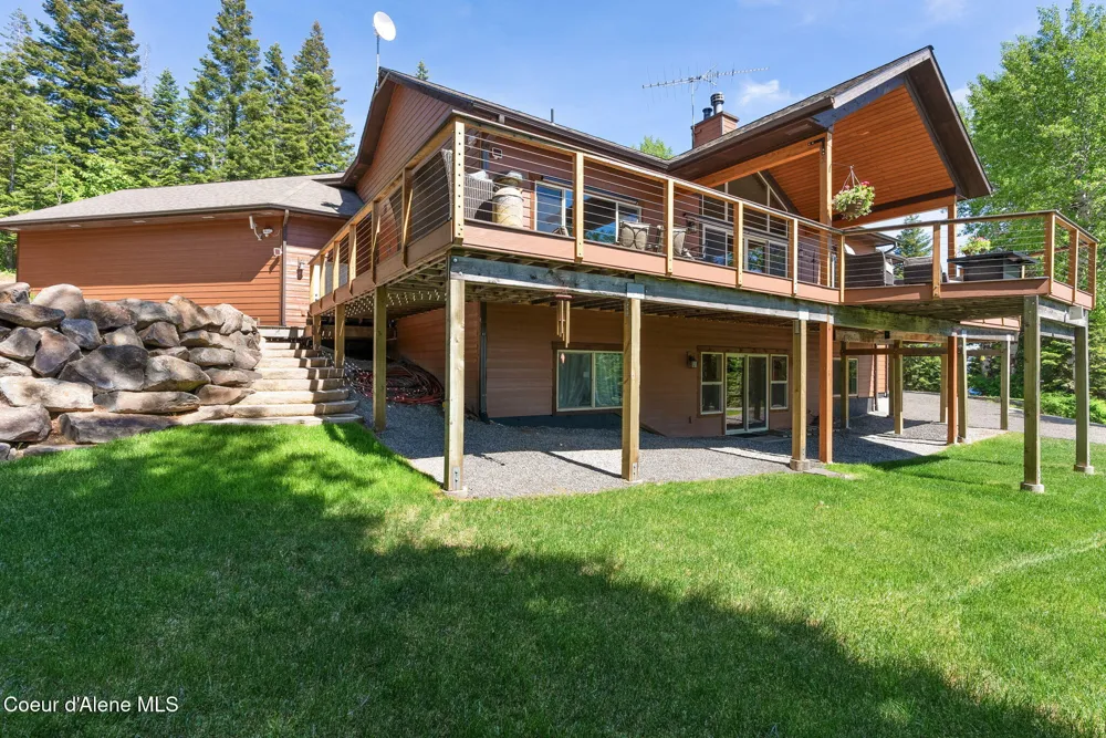 17378 FREDDI ROAD Rathdrum, ID 83858