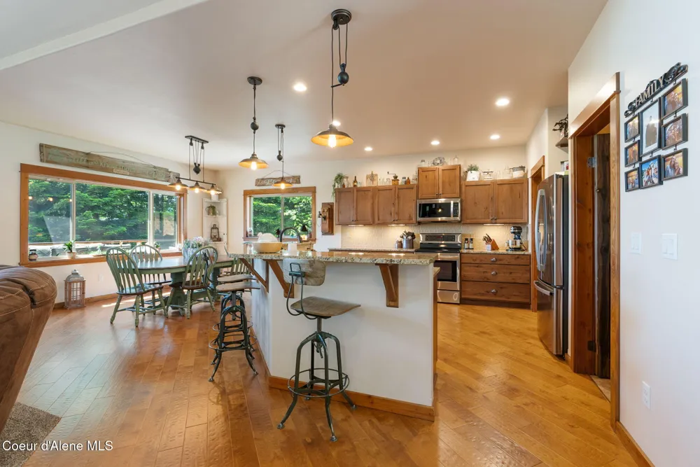17378 FREDDI ROAD Rathdrum, ID 83858